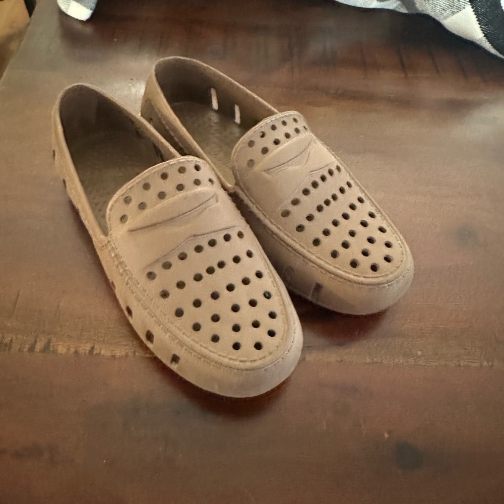 Floafers shoes.